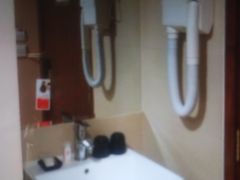 -香港华美达海景酒店