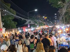-周日夜市