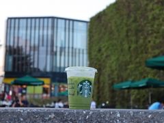 燕麦抹茶拿铁-星巴克(深圳前海企业公馆店)