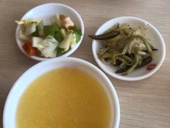 -闫家驴肉老店(华电一校店)