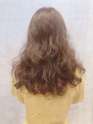 -PE SALON