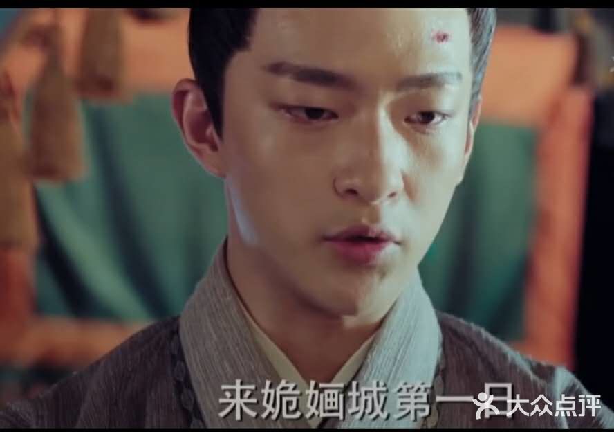 姹萝下令禁止提供日常用品和食物给晚媚和长安