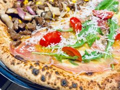 双拼披萨-Primo·丽莫意大利窑烤披萨