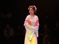 -瑞虹新天地月亮湾