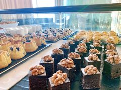 -华凯华美达广场酒店自助餐厅