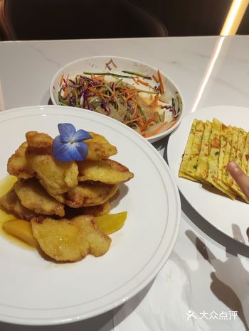 带孩子来阳关浴场，非常满意，这里人少，环境优雅