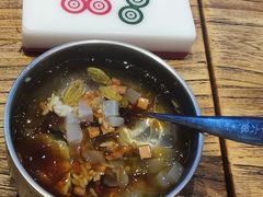 -成都你六姐·牛肉冒菜(上海环宇荟店)