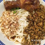一碗炸酱一碗魂🍜