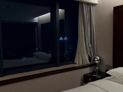 -上海龙之梦万丽酒店