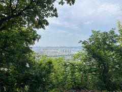-灵岩山风景区