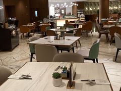 -上海虹桥祥源希尔顿酒店