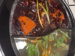 -鹿鸣山草本茶香火锅(园西路店)