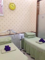 -苗医生专业祛痘·皮肤管理
