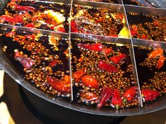 红汤锅底-白乐天毛肚火锅馆(解放碑店)