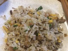 特色臊子蛋炒饭-嘉州叶婆婆钵钵鸡(建设路店)