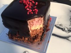 -UNI UNI(环亚凯瑟琳店)