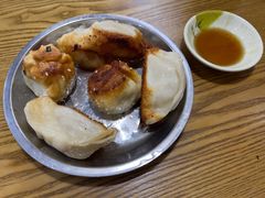 -黄阿姨锅贴大王(万航渡路店)