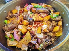 -老钟家烤羊排·敦伊阁清真餐厅胡羊焖饼