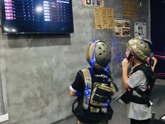 -镭战前线·真人CS·团建·亲子·生日派对(南山来福士店)