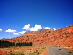 -天山神秘大峡谷