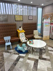 -睿宝儿科·眼科·口腔(静安大悦城门诊部)