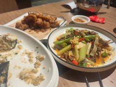 -荣基四海一家·家常菜·海鲜大排档(新安店)