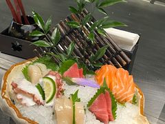 -万岛日本料理铁板烧(万泰国际店)