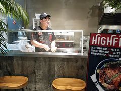 -HIGH FIVE哈福手工汉堡(桂林路店)