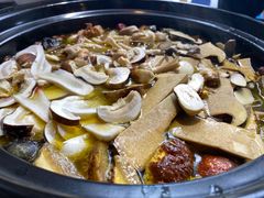 -野菌皇海景野生菌火锅(滨海大道店)