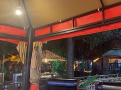 -二荆条·蜀鲜汇城市森林火锅