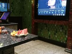-乐翻天量贩式KTV(淞发路店)