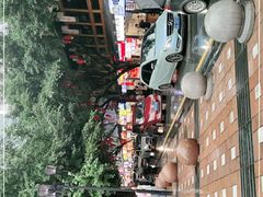 -八一路好吃街(雨田商务大厦店)