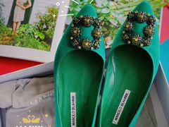 -Manolo Blahnik(置地广场店)