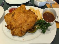 -兰特伯爵西餐厅·啤酒屋(方庄店)