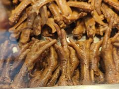 -老鼎万春卤菜(五代传承创始老店)