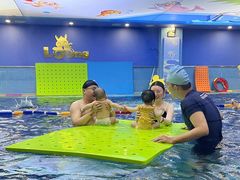 -龙格亲子游泳•水育早教运动中心
