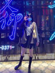 -凡碧诗毛孔清洁收细