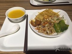 -感恩心素食馆(百世广场店)