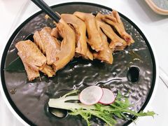 -乜都得港式茶楼(天贵路店)