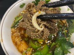 -牛一煲美食(江高店)