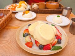 杂莓舒芙蕾配马斯卡彭奶油-oh! by FINE cafe&canteen
