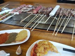 -哈尔滨小酒馆·鲜肉现穿自助烧烤(康新花园店)