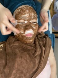-PE SALON 