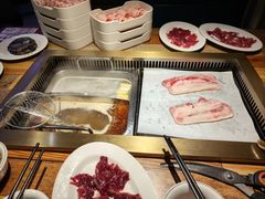 -蒙肥羊·酸汤潮牛·鲜牛肉火锅烤肉自助(岗顶店)