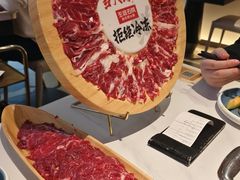 -左庭右院鲜牛肉火锅(金山万达店)