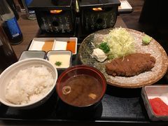 -牛かつもと村(原宿店)