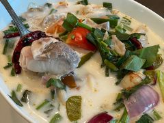 -Chom Cafe and Restaurant