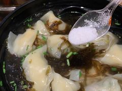 -真真鲜馄饨店(启蒙路店)