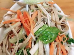 -菲哥麻辣烫(贵山小区店)
