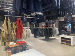 -迪桑特DESCENTE(北京三里屯BLANC店)